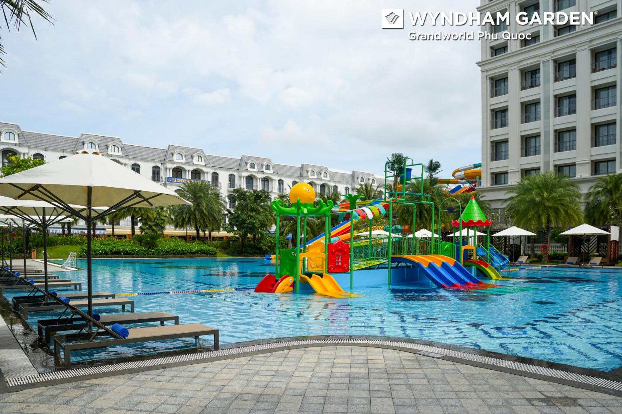 מלון Wyndham Garden Grandworld דואונג דונג מראה חיצוני תמונה