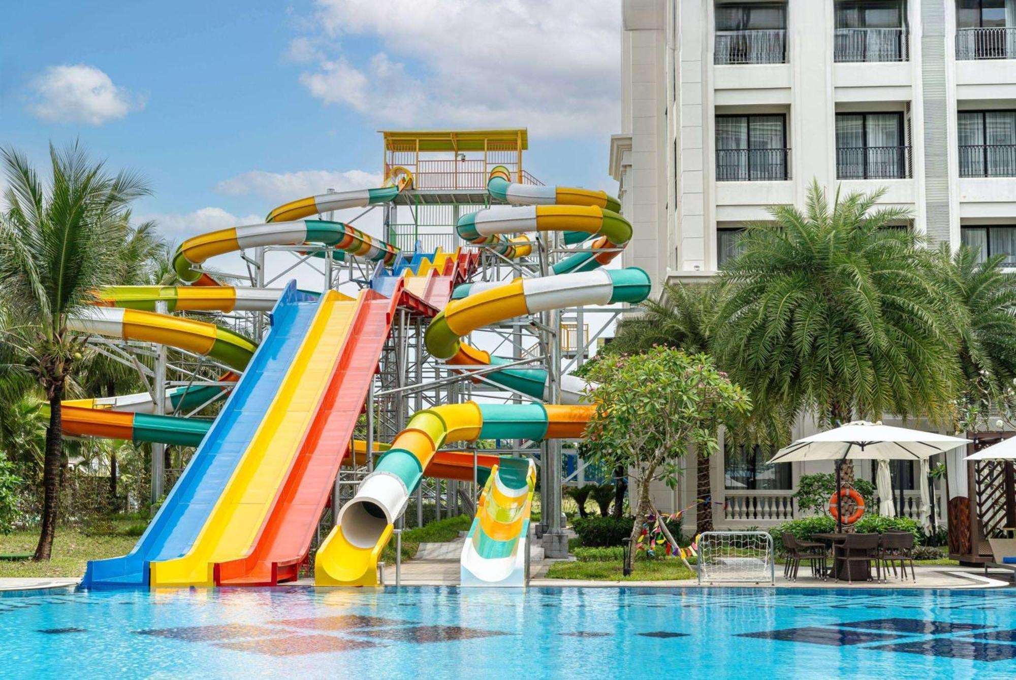 מלון Wyndham Garden Grandworld דואונג דונג מראה חיצוני תמונה
